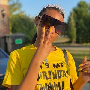 Meet your Posher, Augiste